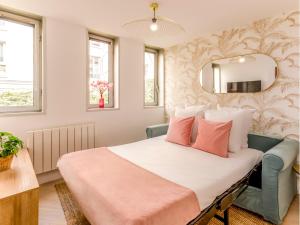 Posteľ alebo postele v izbe v ubytovaní Merveil - Family Suite - Tour Eiffel - Viala I