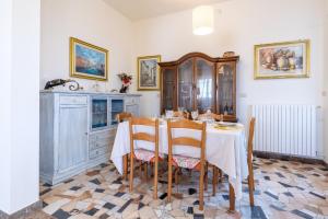 A kitchen or kitchenette at Casa Graziella the top holiday home