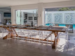 Χώρος καθιστικού στο The Waves On Keurboomstrand +28 φωτογραφίες