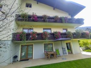 Balkon oz. terasa v nastanitvi Seeblick-Appartements Ossiach