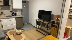 Η κουζίνα ή μικρή κουζίνα στο Cosy 54 +8 φωτογραφίες