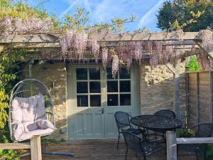 Zahrada ubytování Wishbone Cottage In The Cotswolds