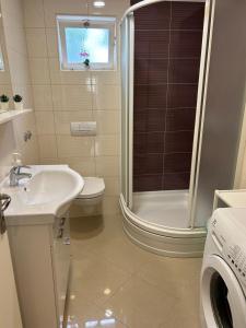 Φωτογραφία από το άλμπουμ του Apartments Jurić σε Brodarica