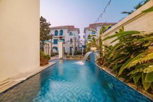 Πισίνα στο ή κοντά στο OCEAN VILLA - Sun Grand Feria Hạ Long