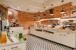 Kuchyň nebo kuchyňský kout v ubytování Hotel Diament Plaza Gliwice