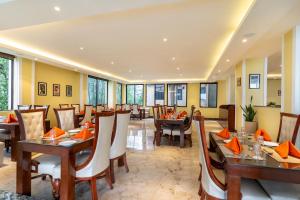 Εστιατόριο ή άλλο μέρος για φαγητό στο Summit North Star Hotel with Swimming Pool