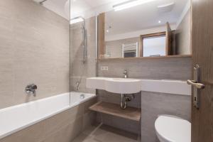Koupelna v ubytování Haus Gariella