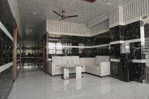 Gallery image of Tvscomforts in Hassan