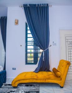 Ruang duduk di Lekki 3 Bedrooms Furnished Home Ensuite Stylish & Comfortable