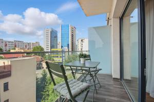 En balkon eller terrasse på Victoriei Luxury Apartments
