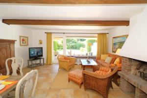 Μια τηλεόραση ή/και κέντρο ψυχαγωγίας στο Klagges - Keitum