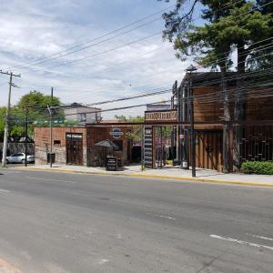 Заобикалящ квартал или квартал близо до апартамента