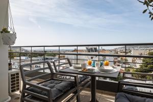 Φωτογραφία από το άλμπουμ του Gorgeous penthouse in Vari with panoramic views! στη Βάρη +18 φωτογραφίες