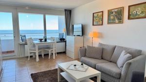 Гостиная зона в 1-78, Seeseite, Haus Metropol, 4 Etage