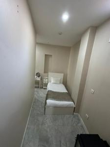 Postel nebo postele na pokoji v ubytování Rota Star Hotel Beyoğlu