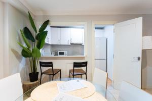 A kitchen or kitchenette at BHost - The Special One
