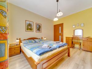 Posteľ alebo postele v izbe v ubytovaní Apartment Nad Łomniczką-3 by Interhome