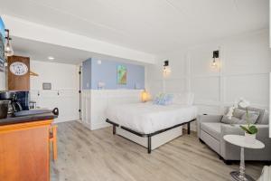 Kuchyň nebo kuchyňský kout v ubytování Desert Sand Resort