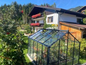 Vonkajšia záhrada v ubytovaní Haus Andrea Unterberger