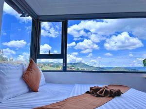 Postel nebo postele na pokoji v ubytování Villa đà lạt Trung Nghĩa 1 + 26 fotografií