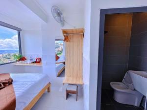 Postel nebo postele na pokoji v ubytování Villa đà lạt Trung Nghĩa 1