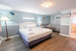 Imagen de la galería de The Janmere Motel, en Hampton 85 fotos más