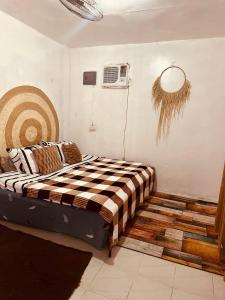 Postel nebo postele na pokoji v ubytování Pet Friendly Home in Tagaytay