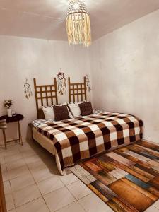 Postel nebo postele na pokoji v ubytování Pet Friendly Home in Tagaytay