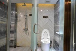 A bathroom at Yunshan Xiaoyuan