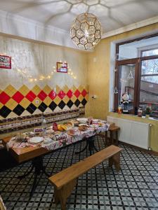 Comida en la pensión o alrededores