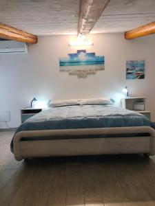 Ένα ή περισσότερα κρεβάτια σε δωμάτιο στο The Loft - CIR 19084032C204986