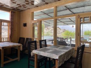 Gallery image of Noor Lodge in Karimabad Hunza