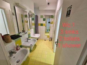 Koupelna v ubytování Hostel Renato