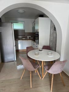 Kuchyň nebo kuchyňský kout v ubytování SelceStay