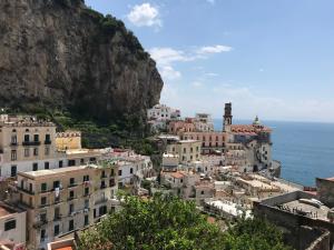 a view of the amalfi coast from a mountain at L'Angolo 7 in Atrani