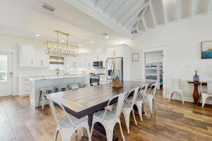 Köök või kööginurk majutusasutuses Feelin' Tip-Sea