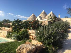 O grădină în afara Trullo Melchiorre +36 fotografii