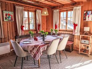 Φωτογραφία από το άλμπουμ του Apartment Chalet Tiptop by Interhome σε Les Diablerets