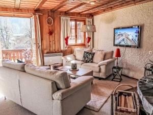 Χώρος καθιστικού στο Apartment Chalet Tiptop by Interhome