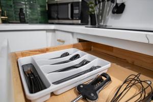 Gallery image of MdPulse Garden Suite Lower-Level Couples Retreat in Waldorf