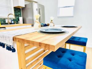 Kuchyň nebo kuchyňský kout v ubytování Unique Spacious Bungalow + 6 fotografií