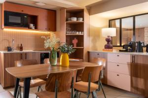 Küche/Küchenzeile in der Unterkunft Yuna Montmartre - ApartHotel