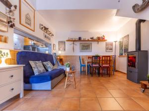 Η κουζίνα ή μικρή κουζίνα στο Holiday Home Mila by Interhome