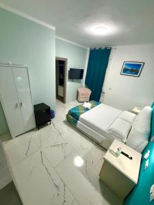 TV a/nebo společenská místnost v ubytování Desire guest House