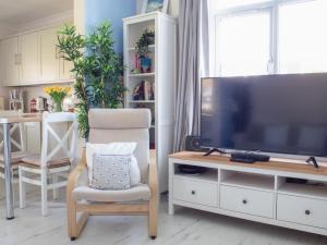TV a/nebo společenská místnost v ubytování Holiday Home The Croft House Portree by Interhome + 23 fotografií