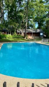 Bazén v ubytování Pucón, Departamento con WiFi, cerca del Centro y Ski nebo v jeho okolí