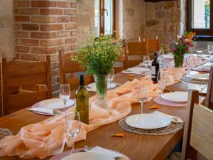 Φαγητό σε αυτή η παραθεριστική κατοικία ή κάπου εκεί κοντά +47 φωτογραφίες