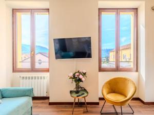 Μια τηλεόραση ή/και κέντρο ψυχαγωγίας στο Apartment Piazza San Giuseppe-2 by Interhome +22 φωτογραφίες