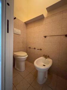 A bathroom at Piazza di Spagna Apartment