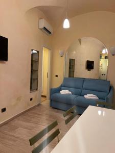 A seating area at Piazza di Spagna Apartment
